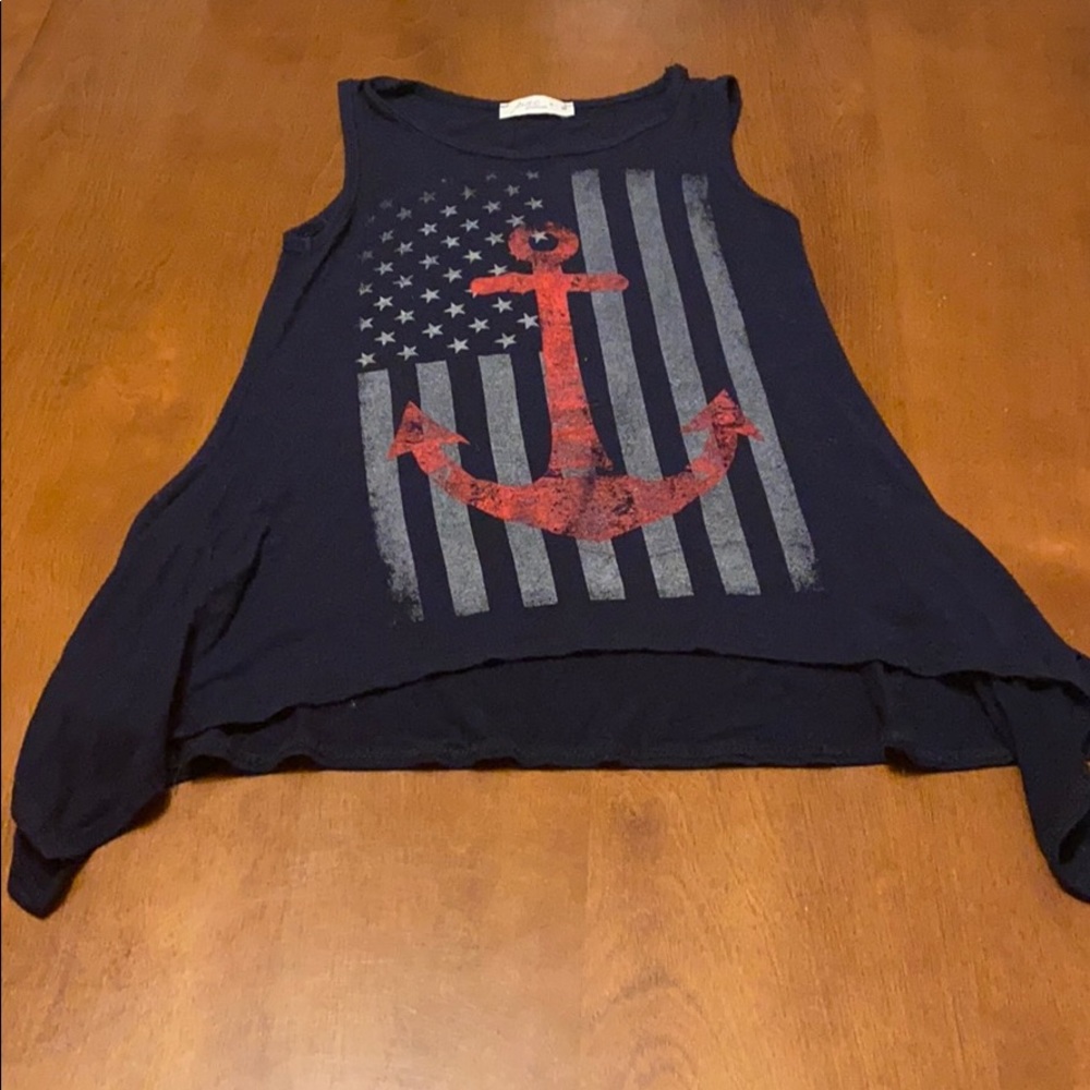 Tank size medium. (7/8)